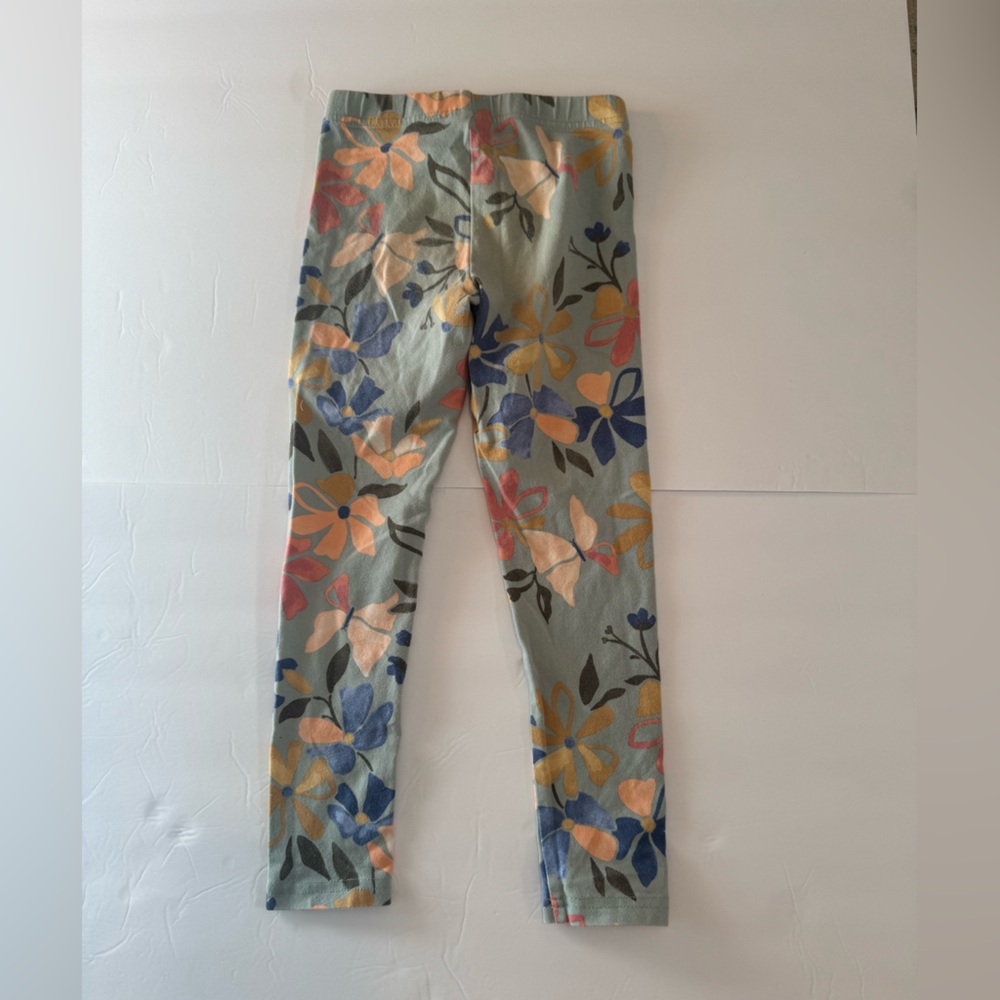 Deal 2 for $10 Carter's size 6/6x. Navy and Floral Kids Matching Set. GUC - Picture 6 of 6